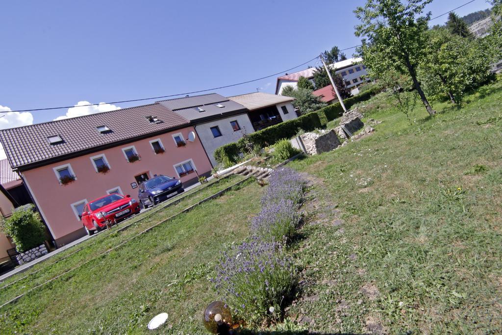 Apartment House Lalita Fužine Exteriér fotografie